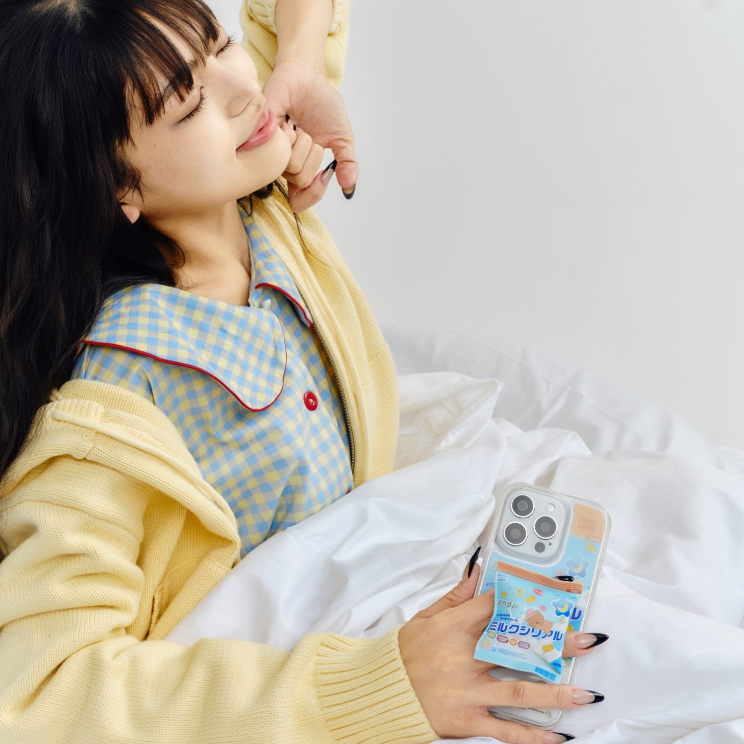 cas:pace 26S/S 「ミルクシリアル」流砂携帯ケース - cas:pace 殼空間